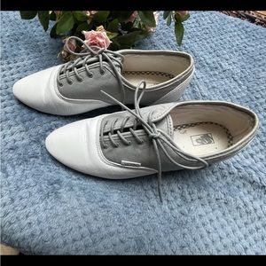 Vans gray & white Oxford shoes, size 6 1/2